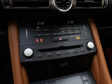 Lexus RC